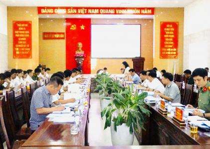 Chủ tịch UBND tỉnh Lê Hồng Vinh chủ trì duyệt đại hội Đảng bộ các xã: Nghĩa Hưng, Nghĩa Lâm, Nghĩa Mai